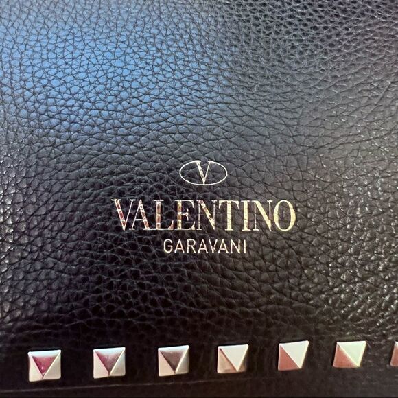Valentino Garavani Small Grainy Calfskin Rockstud Tote♥️LIKE NEW♥️ - Picture 11 of 12